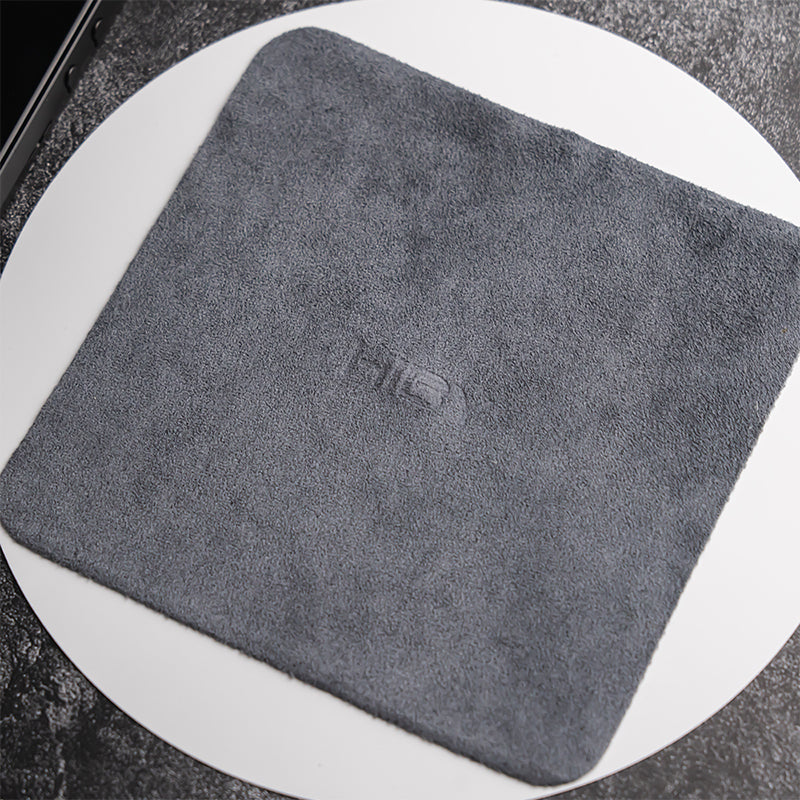 Mircofiber cleaning cloth HiBy | Make Music More Musical