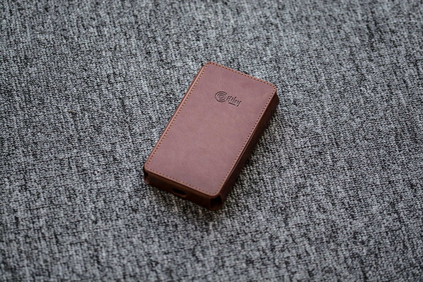 R6 Pro Leather Case - HiBy | Make Music More Musical