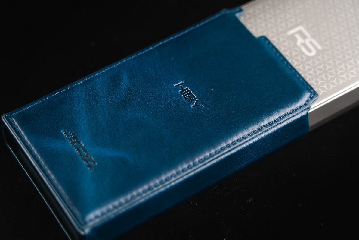 RS8 leather case